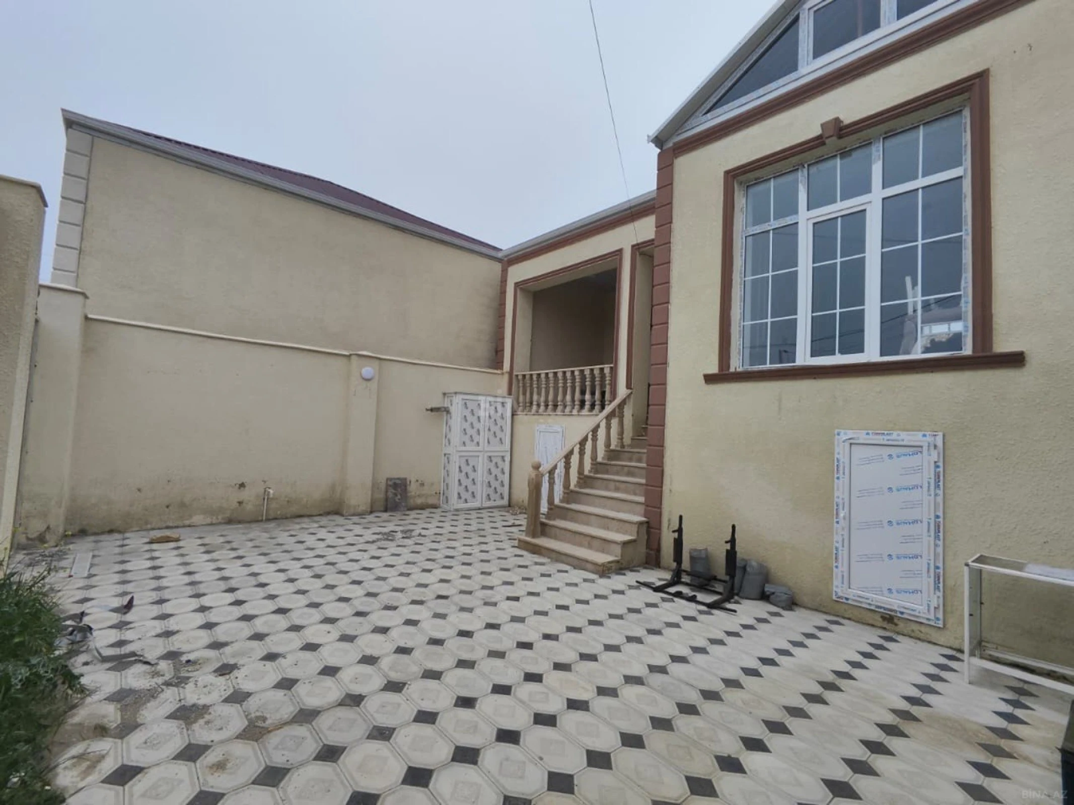 Kirayə verilir 3 otaqlı həyət evi 143 m²