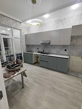 Kirayə verilir 3 otaqlı həyət evi 143 m²