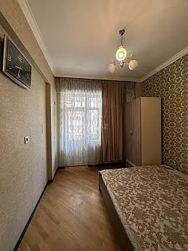 Satılır 2 otaqlı mənzil 61 m²