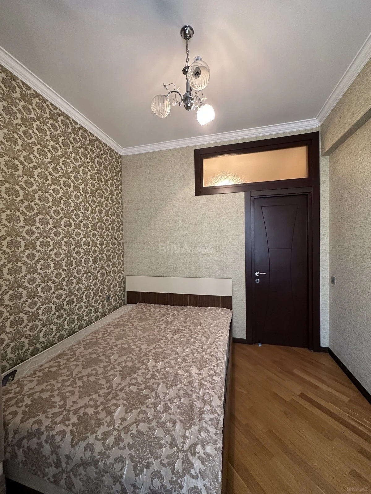 Satılır 2 otaqlı mənzil 61 m²