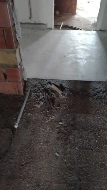 Satılır 2 otaqlı mənzil 58 m²