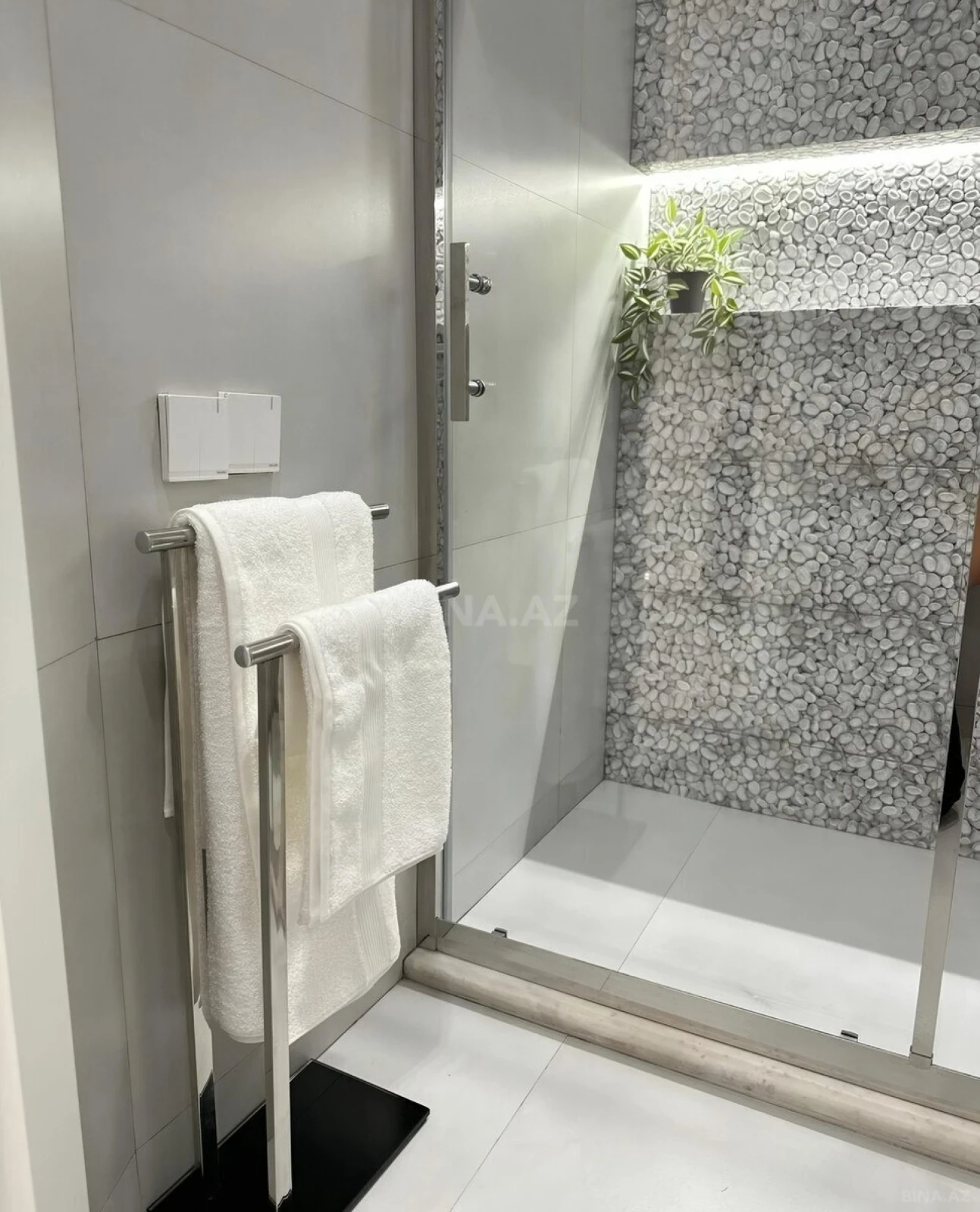 Kirayə verilir 2 otaqlı mənzil 55 m²