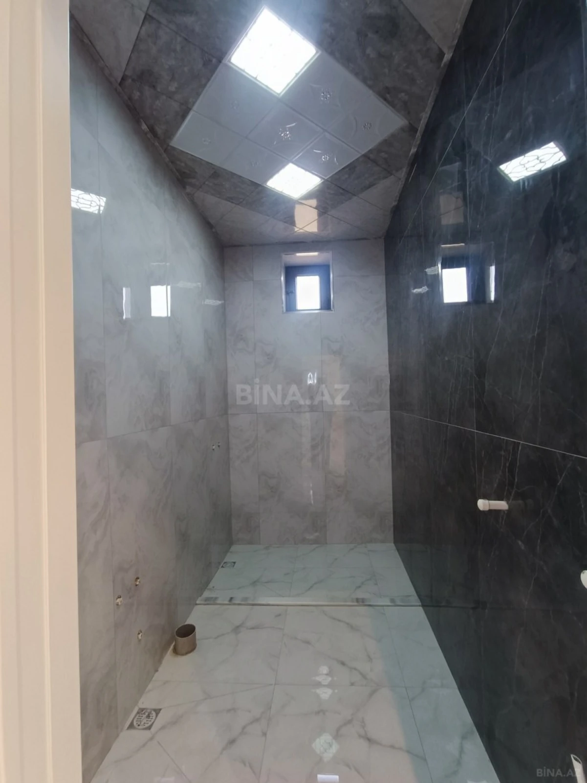 Satılır 5 otaqlı həyət evi 150 m²