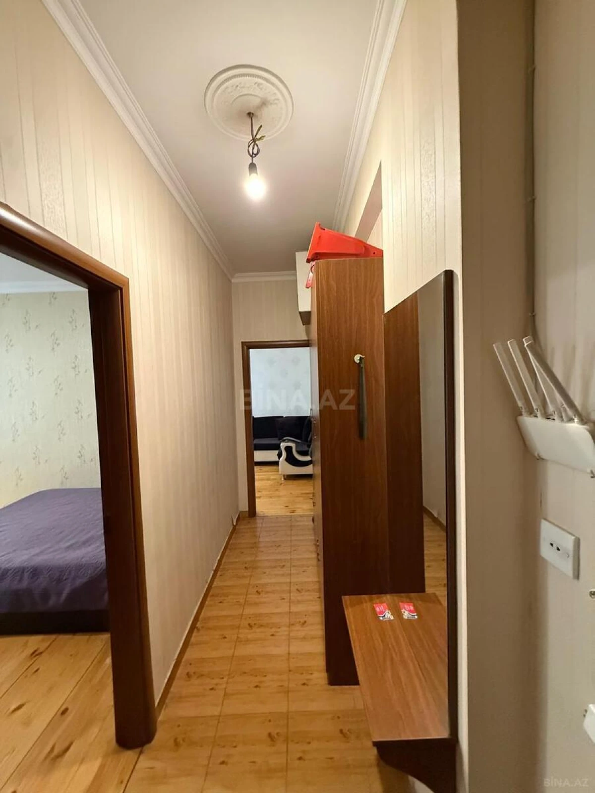 Satılır 2 otaqlı mənzil 70 m²