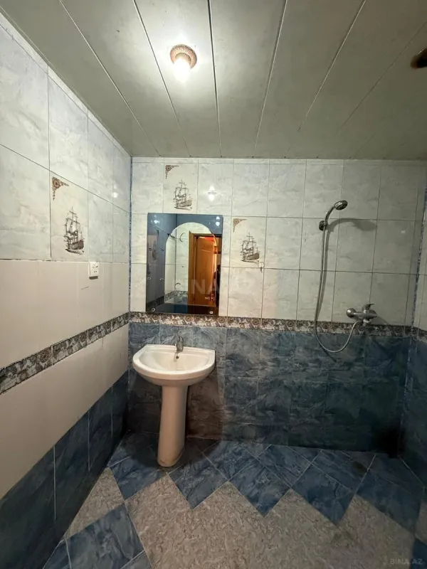 Satılır 2 otaqlı mənzil 70 m²