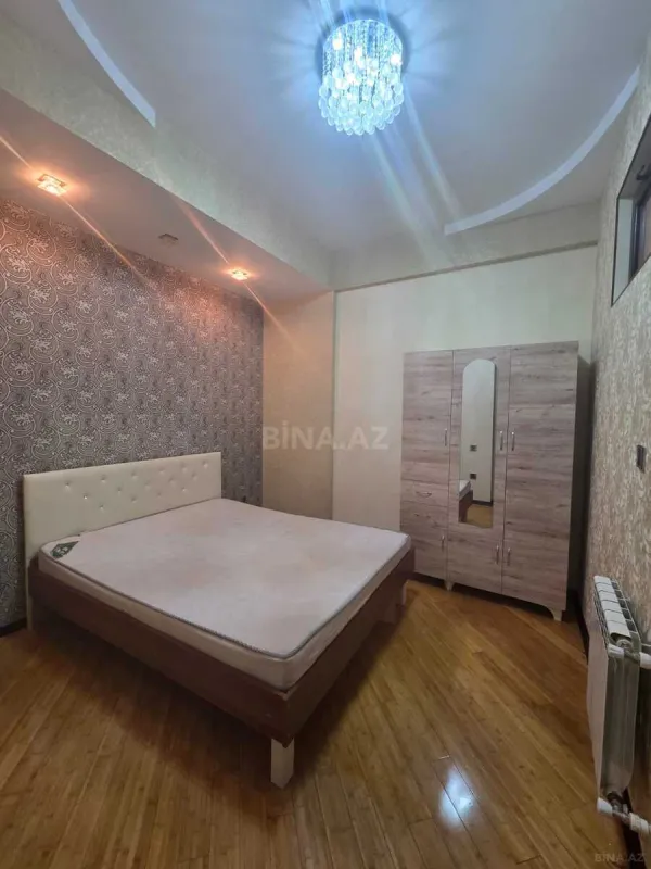 Kirayə verilir 2 otaqlı mənzil 55 m²