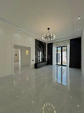 Satılır 4 otaqlı həyət evi 140 m²