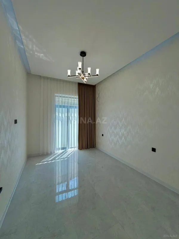 Satılır 4 otaqlı həyət evi 140 m²