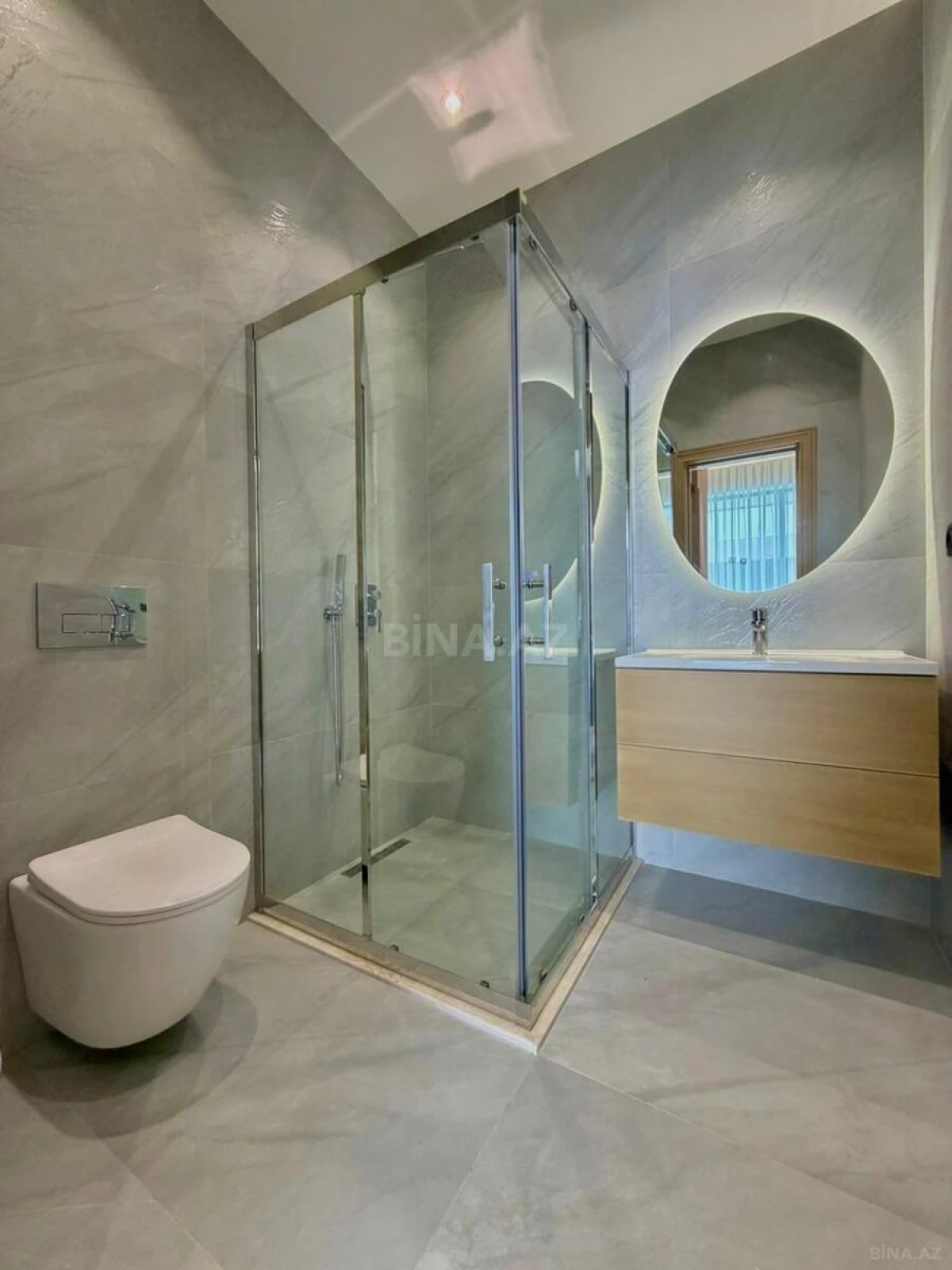 Satılır 5 otaqlı həyət evi 220 m²