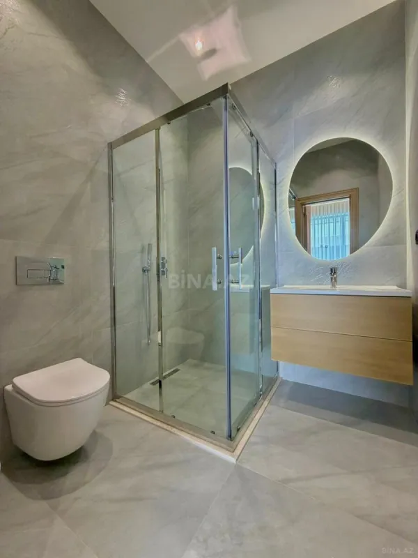 Satılır 5 otaqlı həyət evi 220 m²