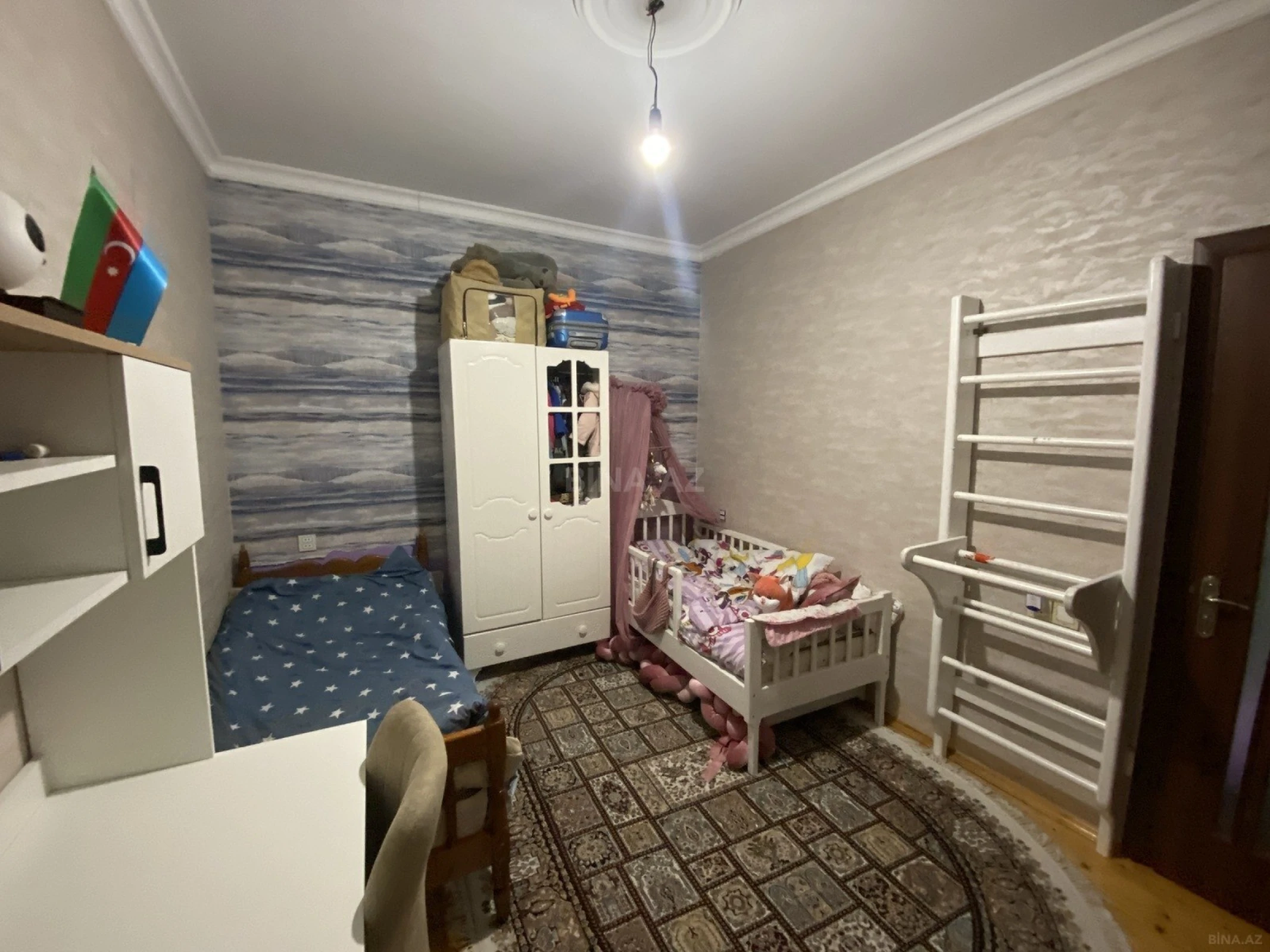 Satılır 7 otaqlı həyət evi 200 m²