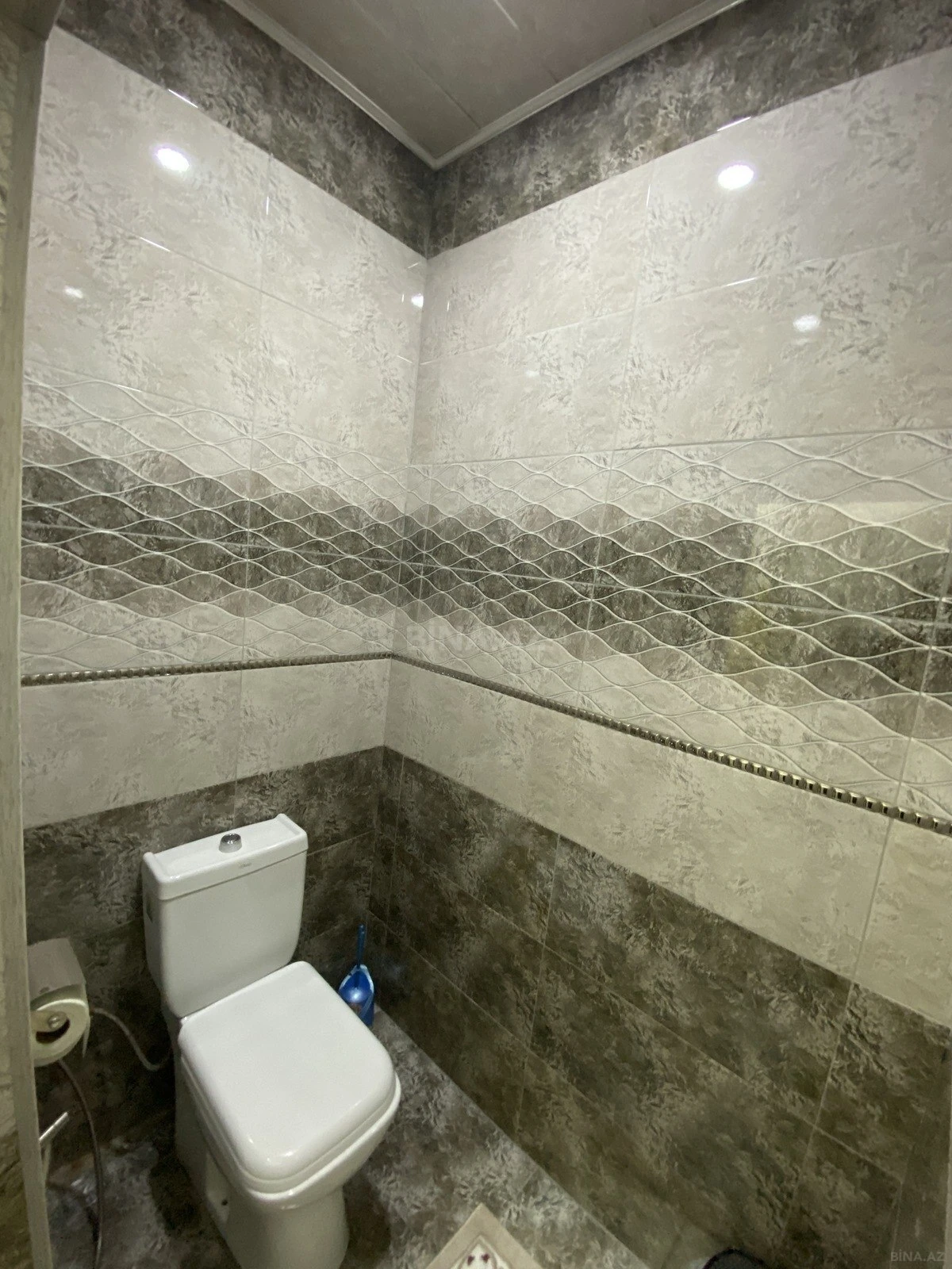 Satılır 7 otaqlı həyət evi 200 m²