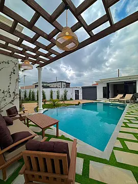 Satılır 4 otaqlı həyət evi 200 m²