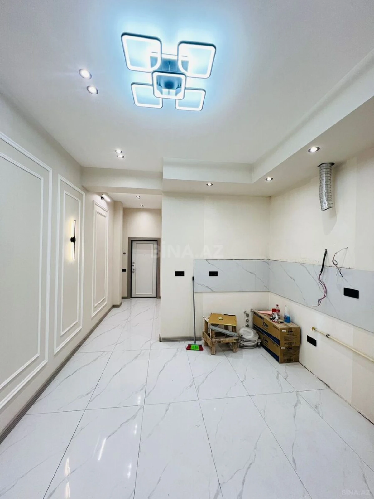 Satılır 2 otaqlı mənzil 60 m²