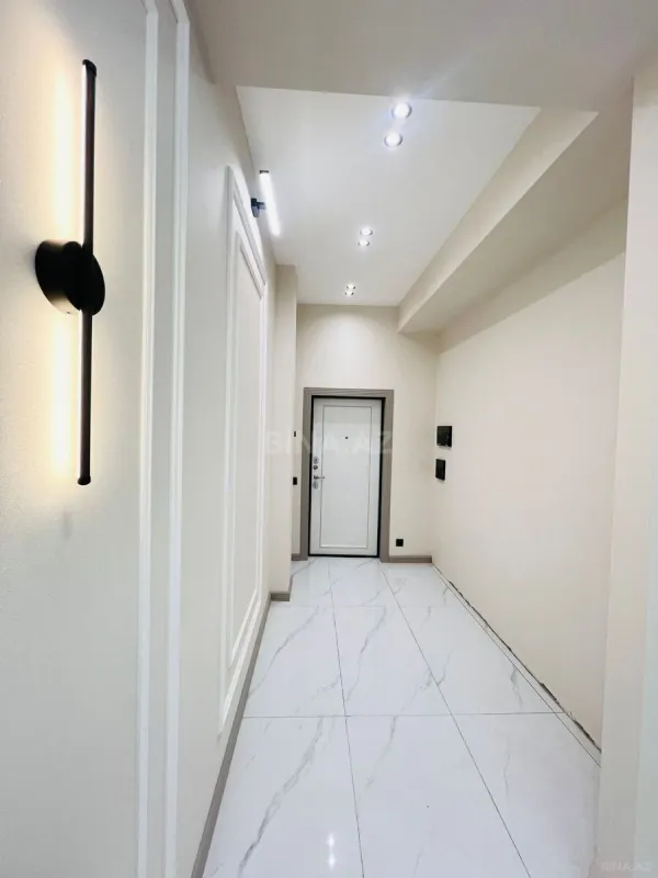 Satılır 2 otaqlı mənzil 60 m²