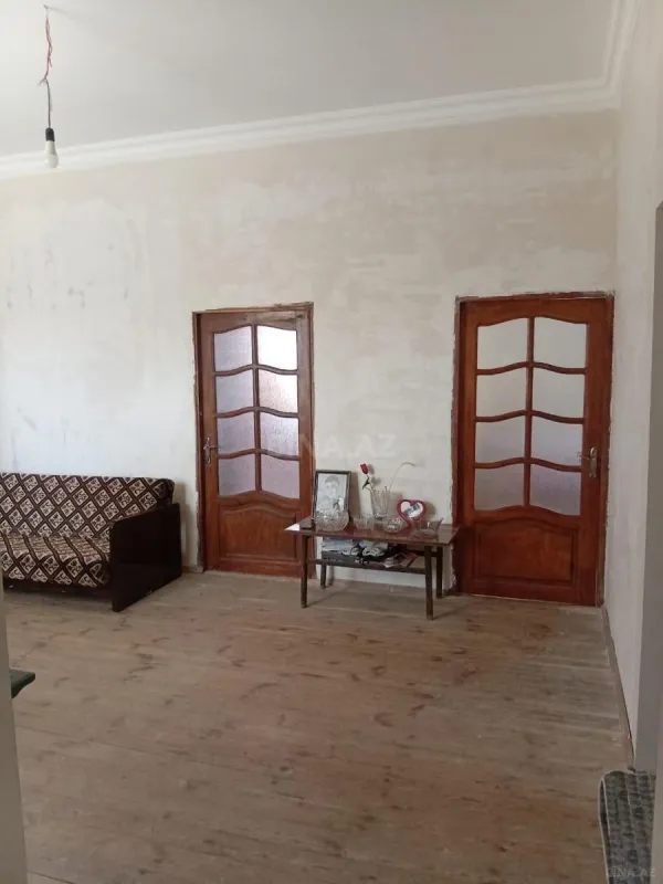 Satılır 3 otaqlı həyət evi 100 m²