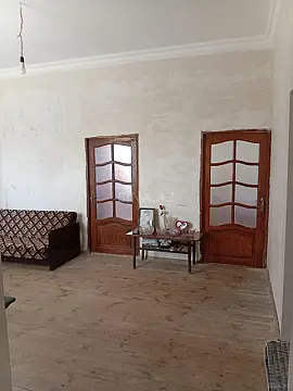 Satılır 3 otaqlı həyət evi 100 m²