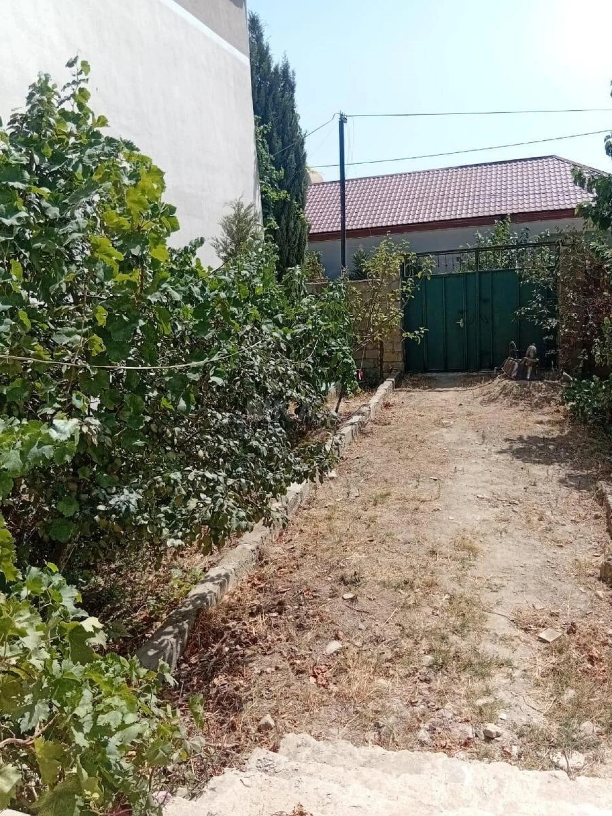Satılır 3 otaqlı həyət evi 100 m²