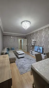 Satılır 3 otaqlı mənzil 83 m²