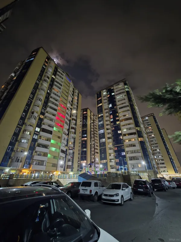 Satılır 3 otaqlı mənzil 83 m²