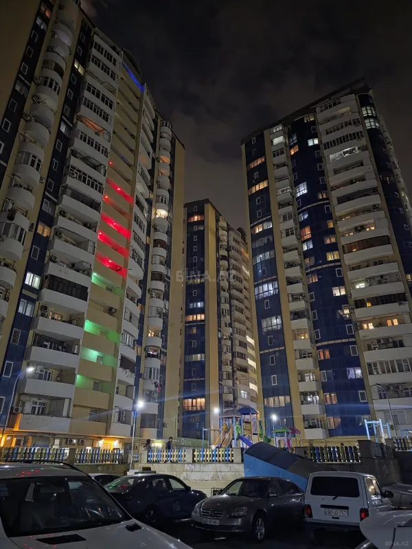 Satılır 3 otaqlı mənzil 83 m²