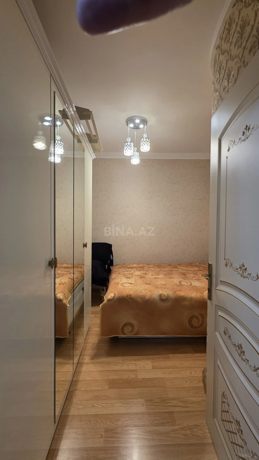 Satılır 3 otaqlı mənzil 83 m²