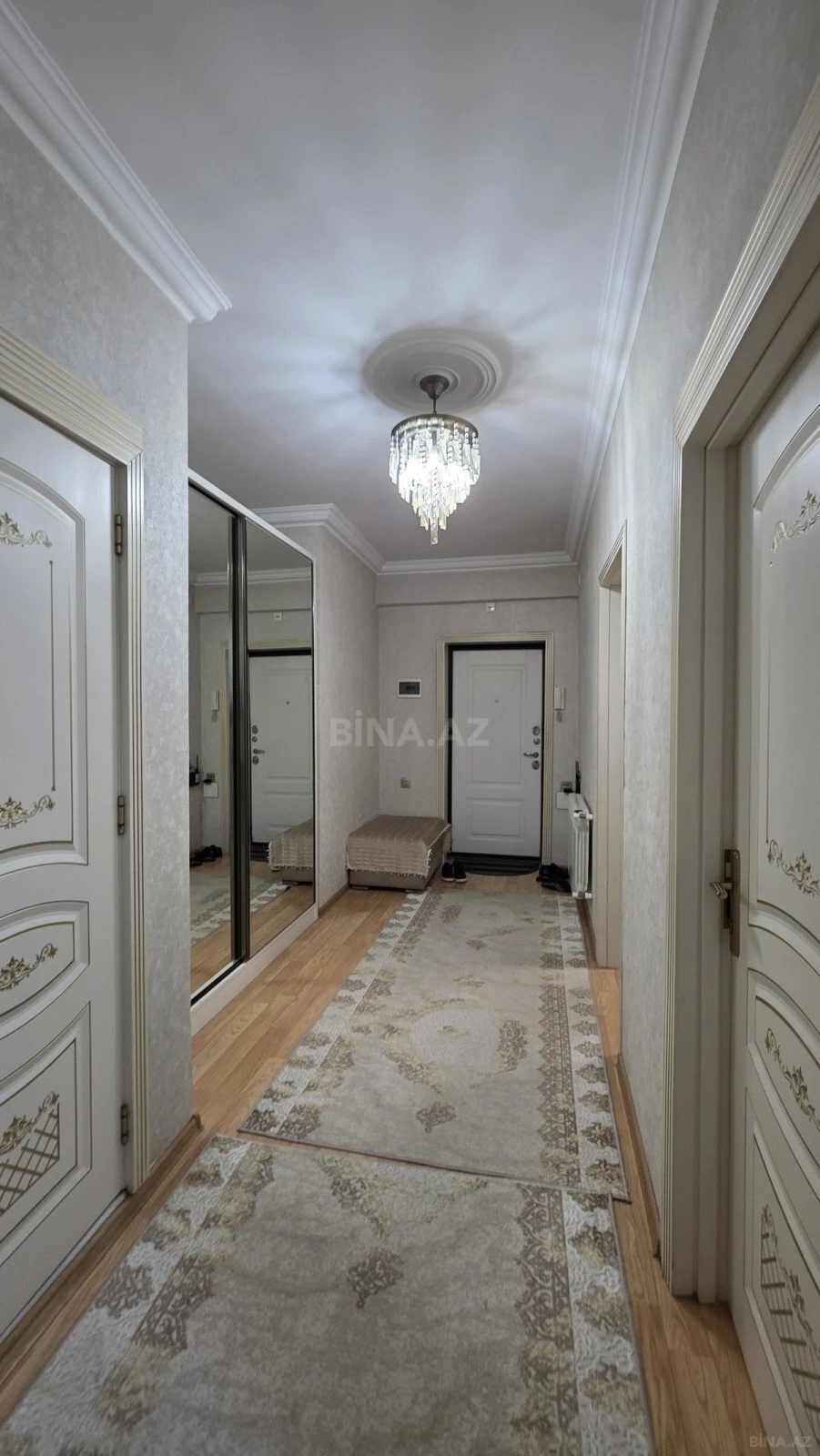 Satılır 3 otaqlı mənzil 83 m²
