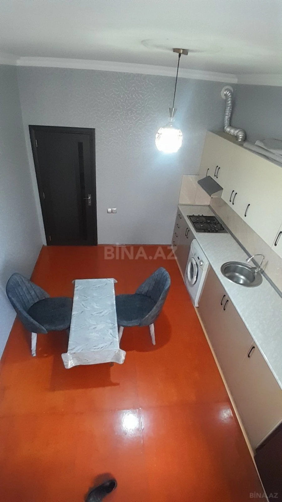 Kirayə verilir 2 otaqlı mənzil 78 m²