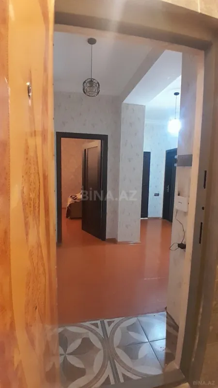 Kirayə verilir 2 otaqlı mənzil 78 m²