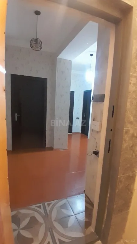 Kirayə verilir 2 otaqlı mənzil 78 m²