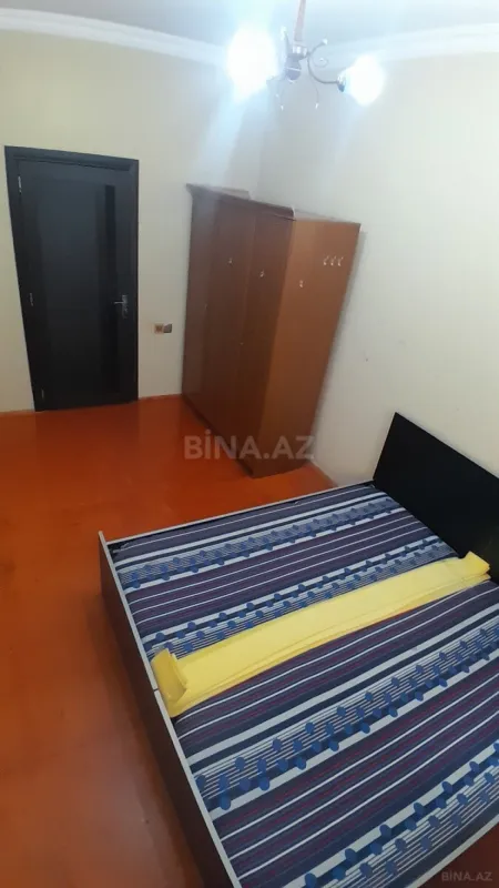 Kirayə verilir 2 otaqlı mənzil 78 m²