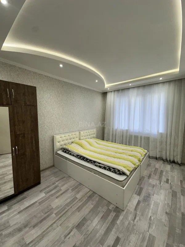 Kirayə verilir 2 otaqlı mənzil 75 m²