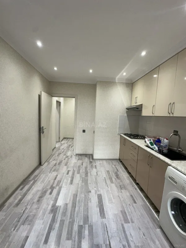 Kirayə verilir 2 otaqlı mənzil 75 m²