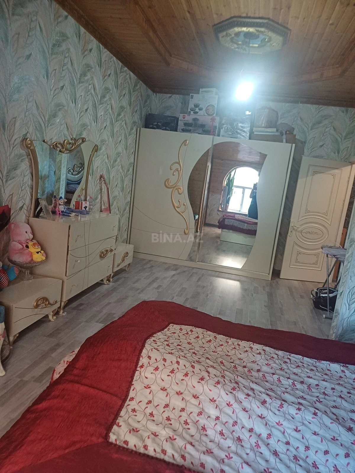 Satılır 3 otaqlı mənzil 76 m²