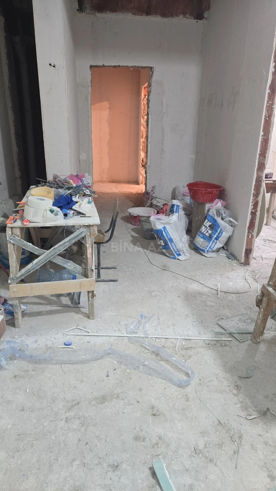 Satılır obyekt 140 m²