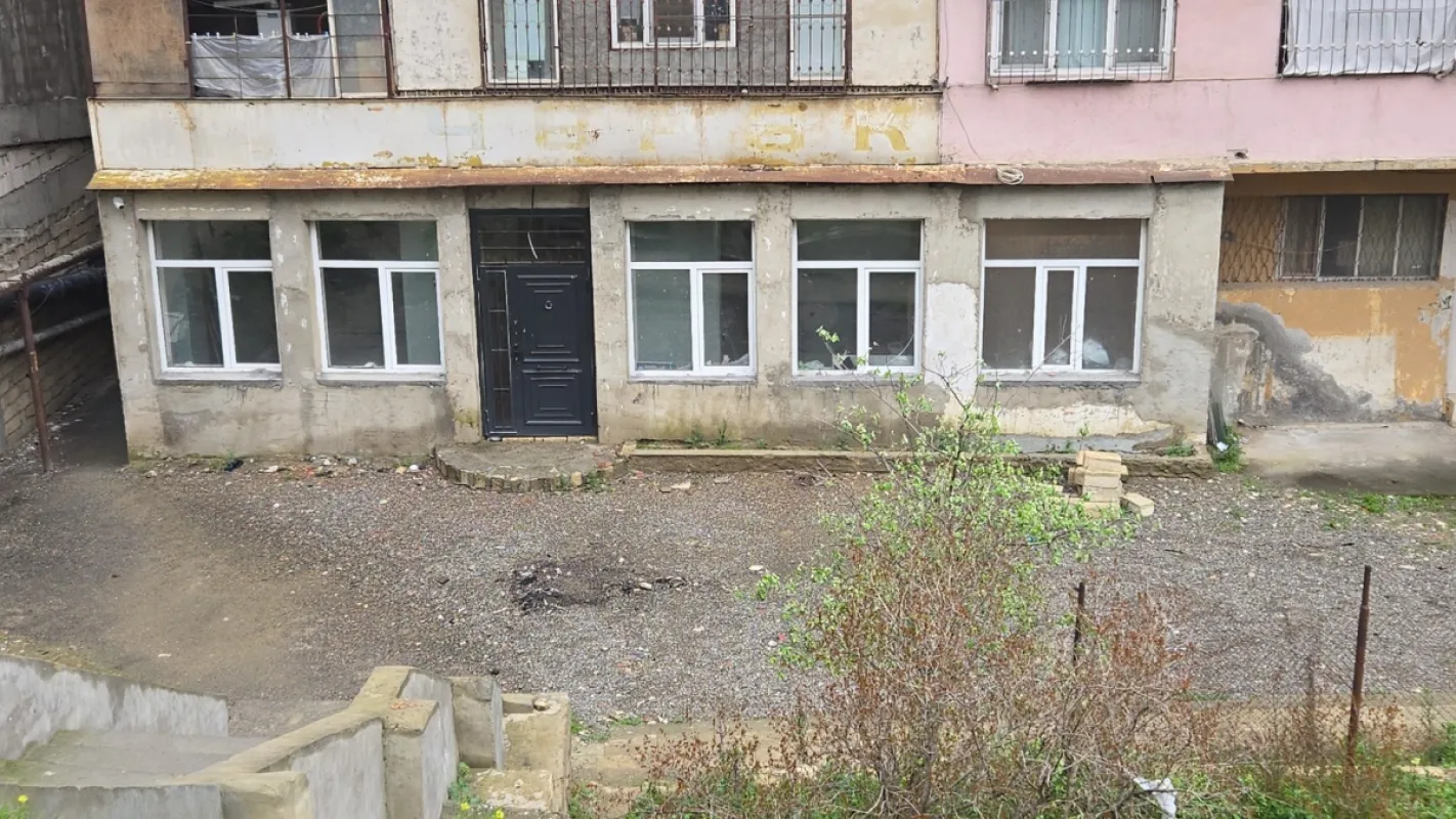 Satılır obyekt 140 m²