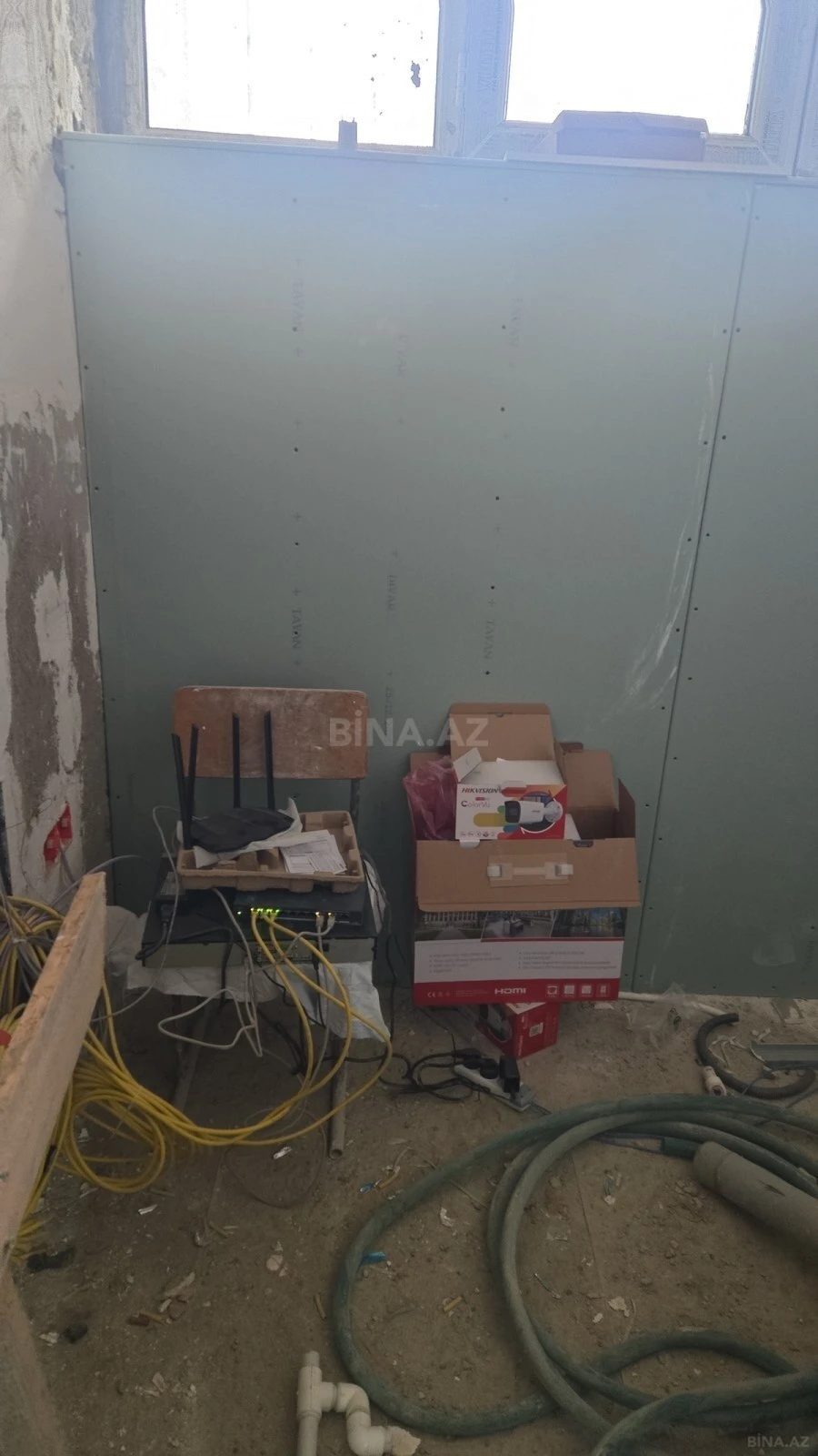 Satılır obyekt 140 m²