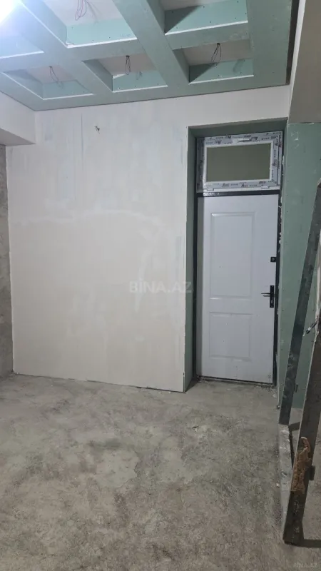 Satılır obyekt 140 m²