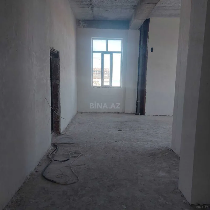 Satılır 3 otaqlı mənzil 82 m²