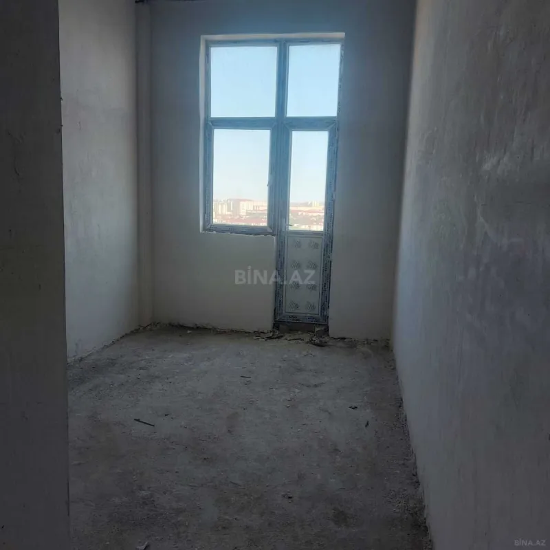 Satılır 3 otaqlı mənzil 82 m²