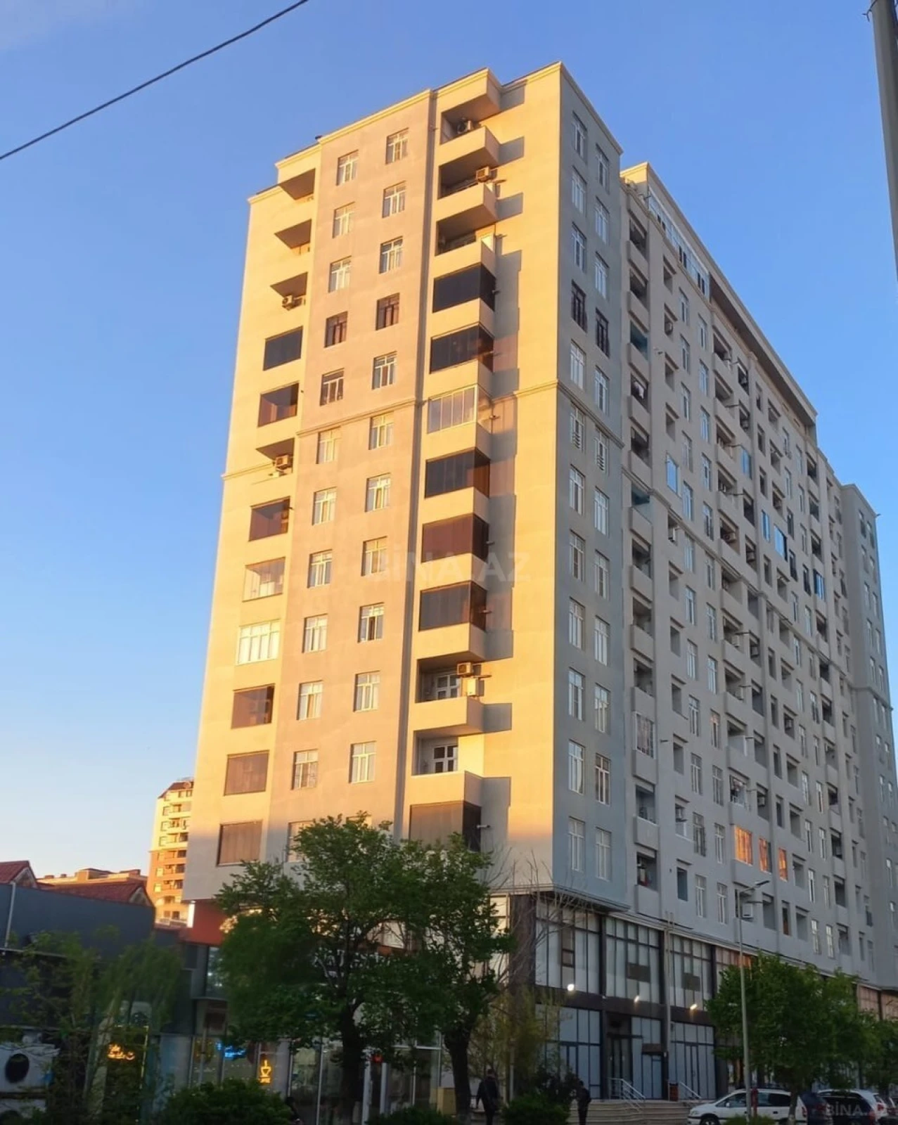 Satılır 3 otaqlı mənzil 82 m²