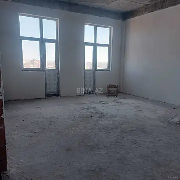 Satılır 3 otaqlı mənzil 82 m²