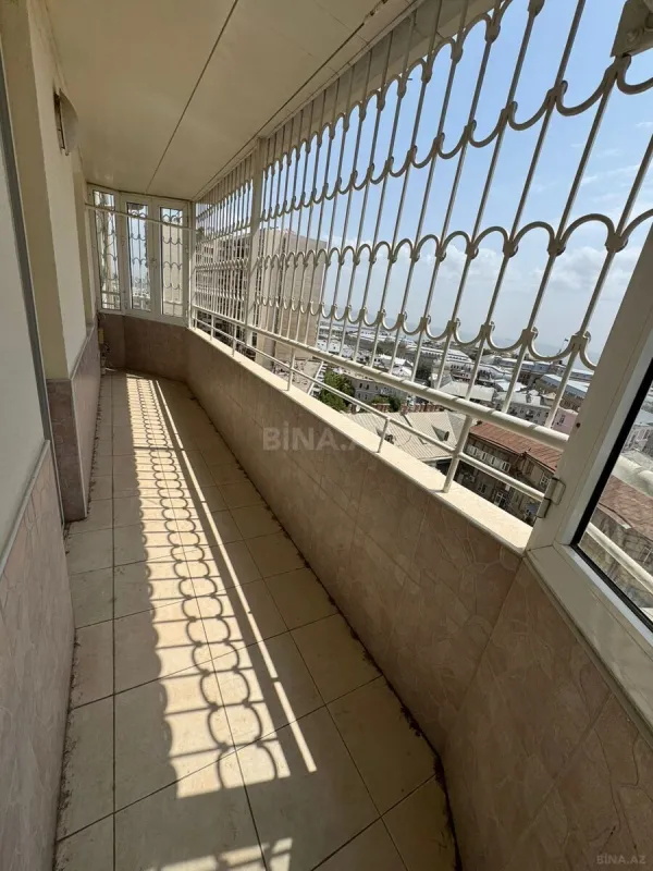 Kirayə verilir 4 otaqlı mənzil 300 m²