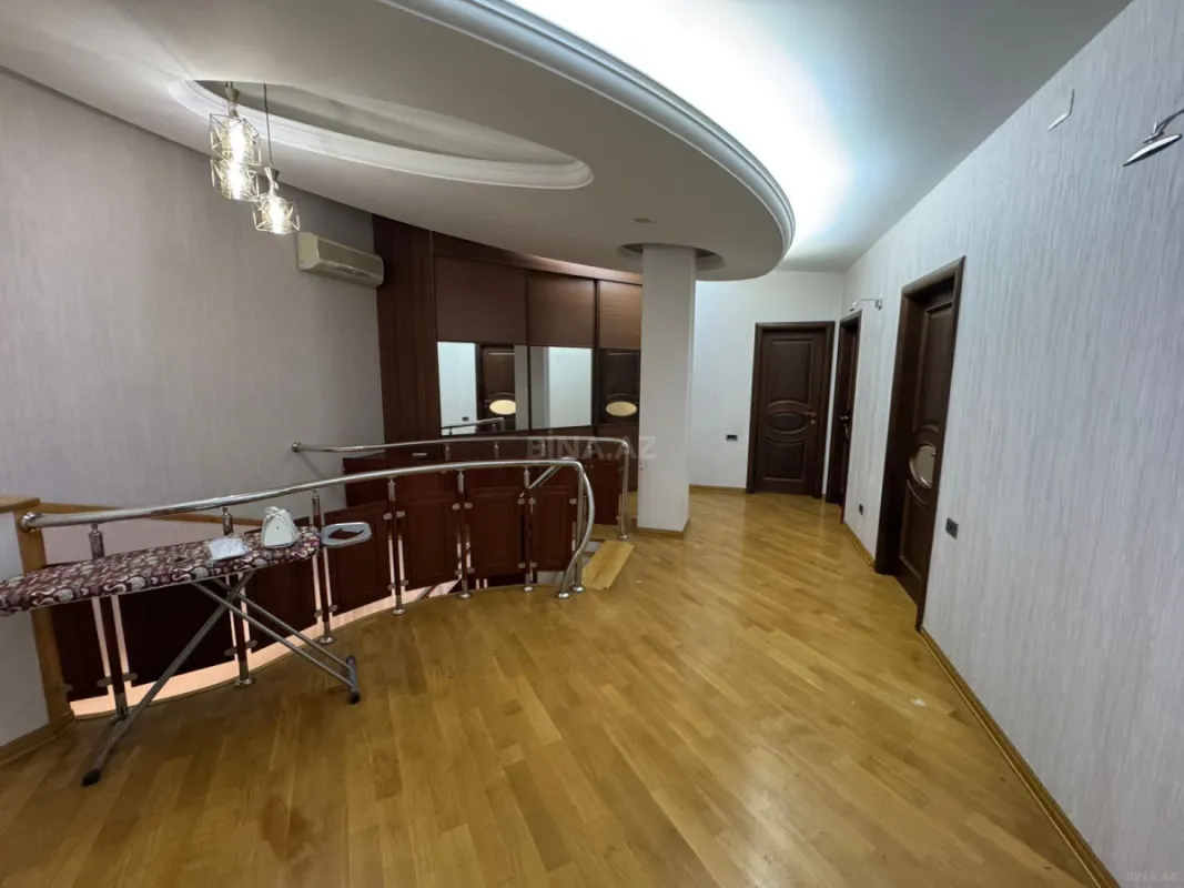 Kirayə verilir 4 otaqlı mənzil 300 m²