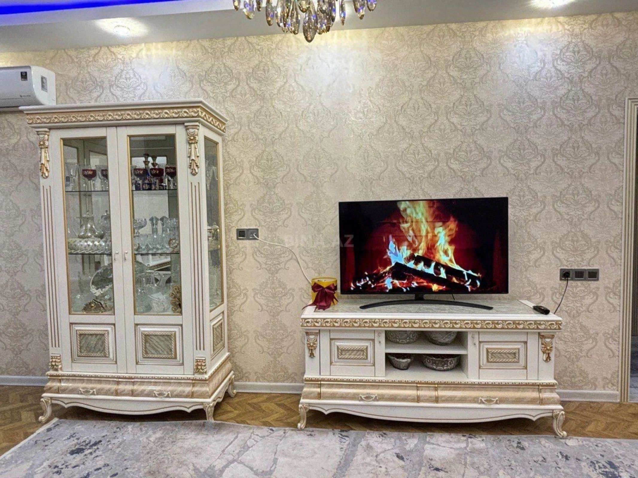 Satılır 2 otaqlı mənzil 95 m²