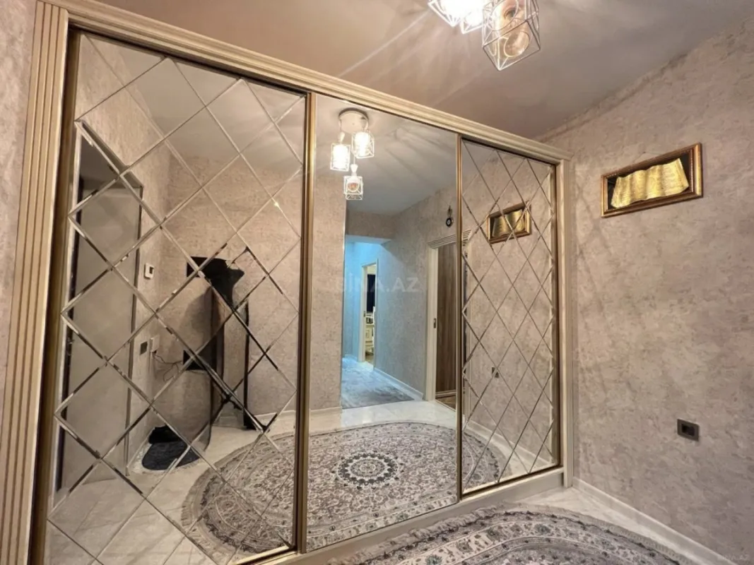 Satılır 2 otaqlı mənzil 95 m²