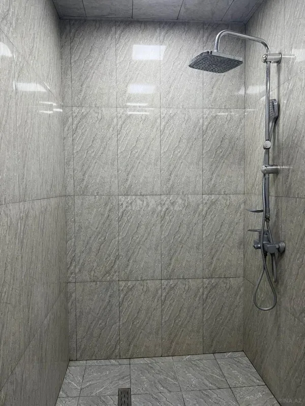 Satılır 2 otaqlı mənzil 95 m²