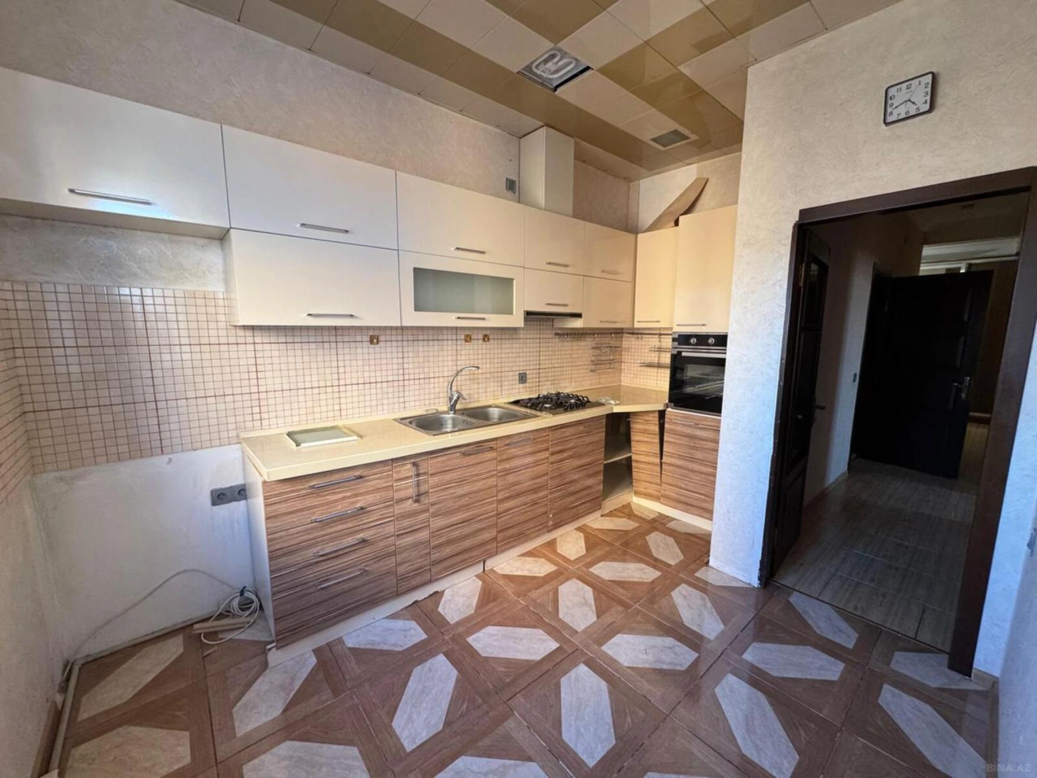 Satılır 3 otaqlı mənzil 78 m²