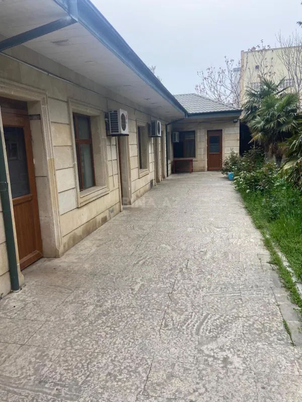 Satılır obyekt 2000 m²