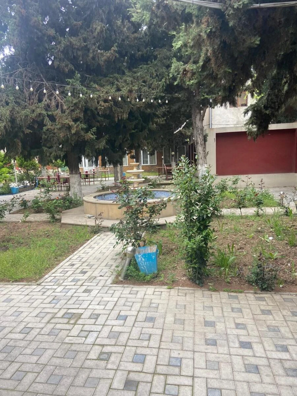 Satılır obyekt 2000 m²